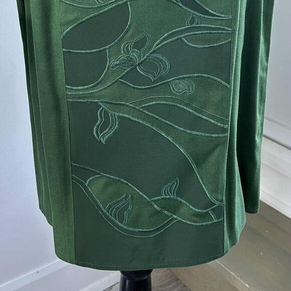 Lim Ying Ying Emerald Silk Embroidered Midi Skirt With Lining & Back Slit – US M - Picture 4 of 10